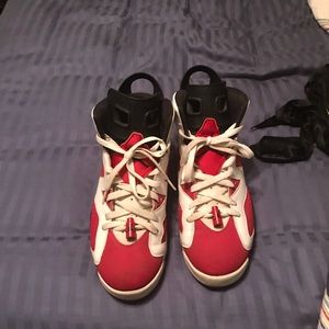 Jordan 6 “Carmine”